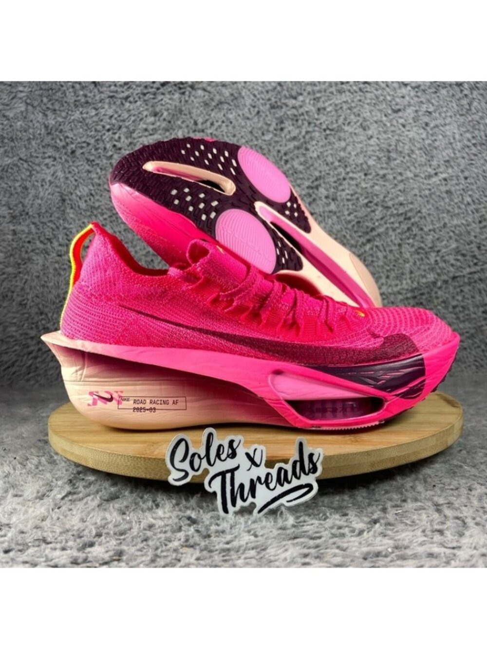 Nike Air Zoom Alphafly NEXT% 3 Size 8.5 Women Hyper Pink Racing FD8315-601